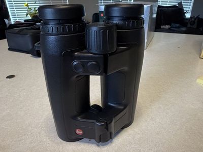 Leica Geovid 10x42 HD-B Binoculars