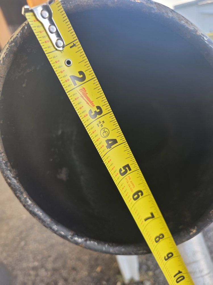 Used Exhaust Pipe with 8 1/2-inch Diameter for Auto/Truck