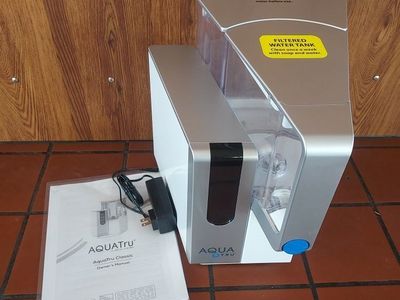 AquaTru Classic Countertop Water Purifier - With Filters – Excellent Condition