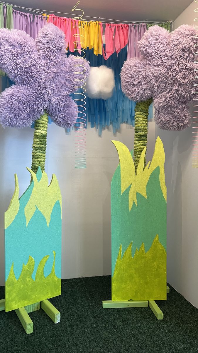 Whimsical Oversized Flower Display Sculptures – Handmade