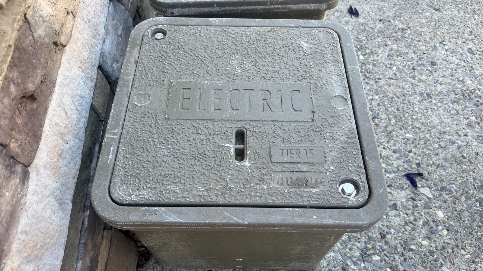 Quazite 12x12x12 Polymer Concrete Underground Electrical Pull Box Tier 15 Straight Wall