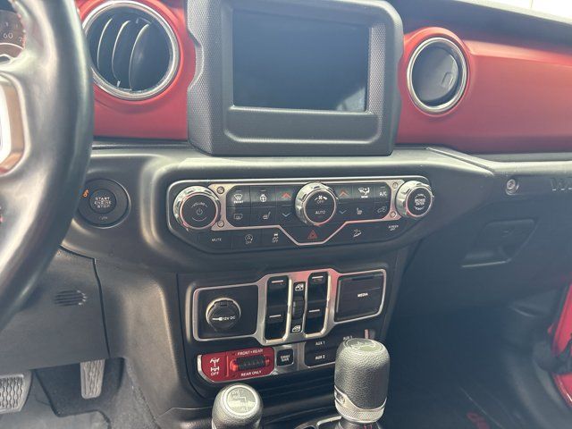 Main image 8