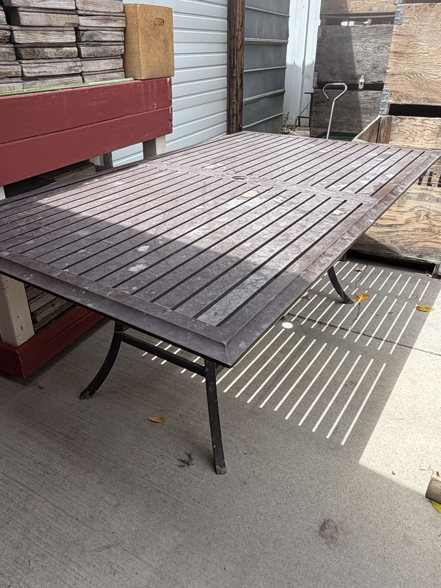 Outdoor Patio Dining Table with 6 chairs