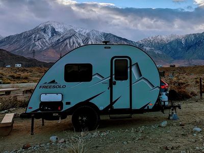 2021 Braxton Creek FREE SOLO ROMO 15 FT | Lightweight Teardrop Travel Trailer
