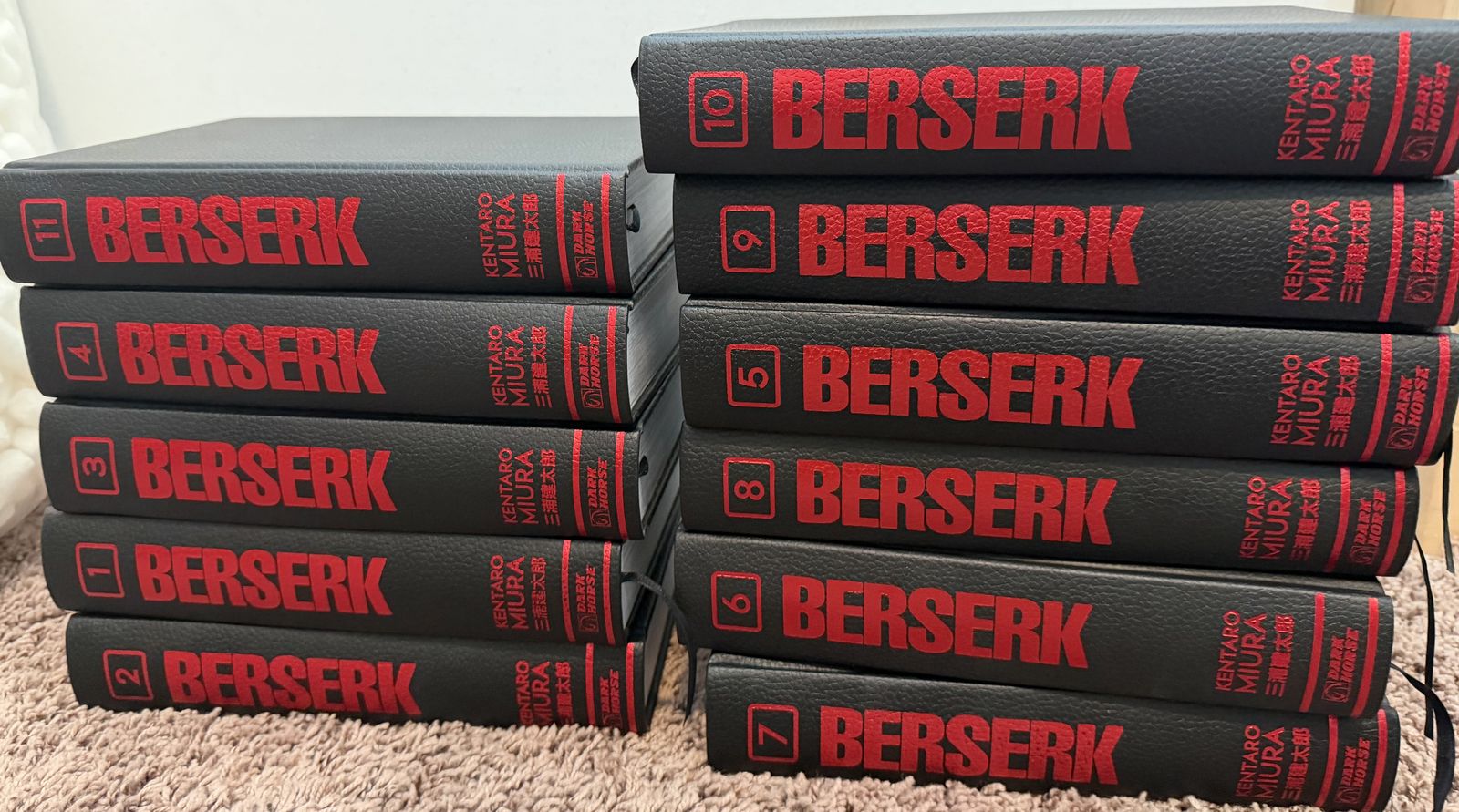Berserk Deluxe Edition Collection