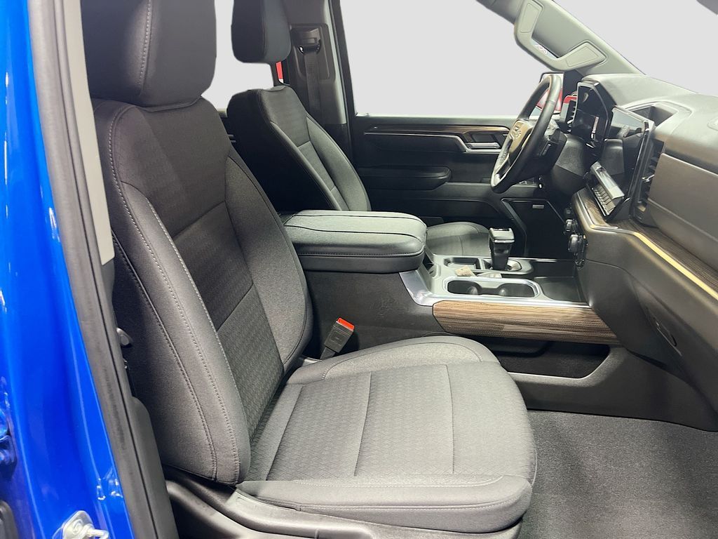 Main image 29
