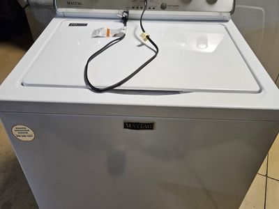 Matching Maytag® 4.2 Cu. Ft. White Top Load Washer & Large Capacity Top Load Dryer with Wrinkle Control – 7.0 cu. ft.