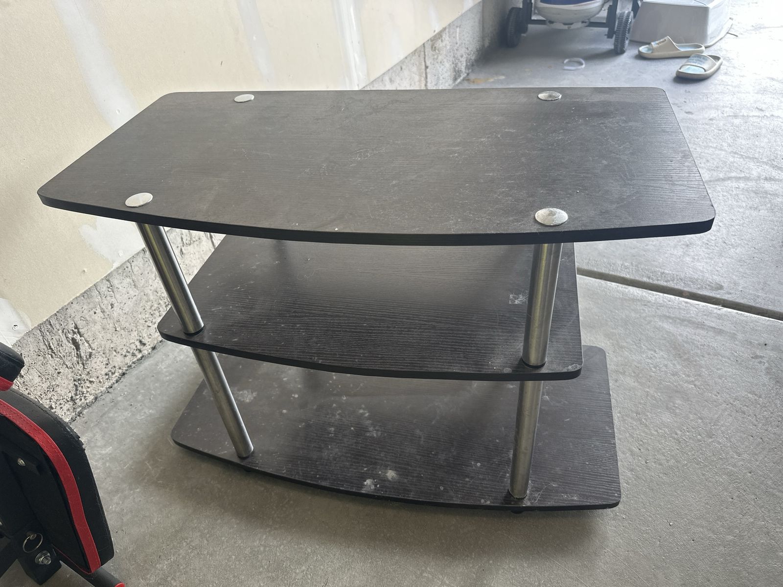 Free Tv stand