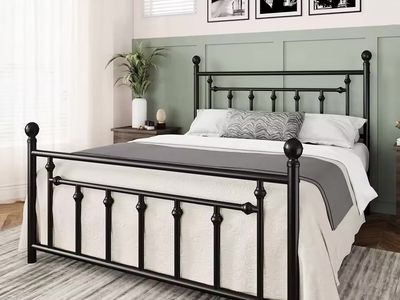 Allewie 14 Inch Queen Size Metal Platform Bed