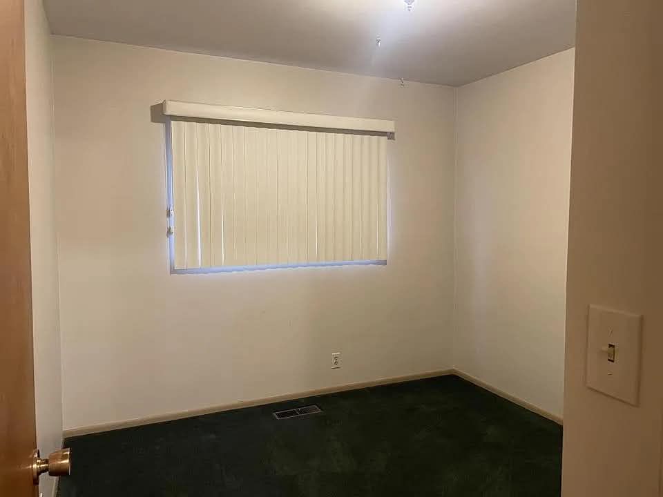 Main image 16
