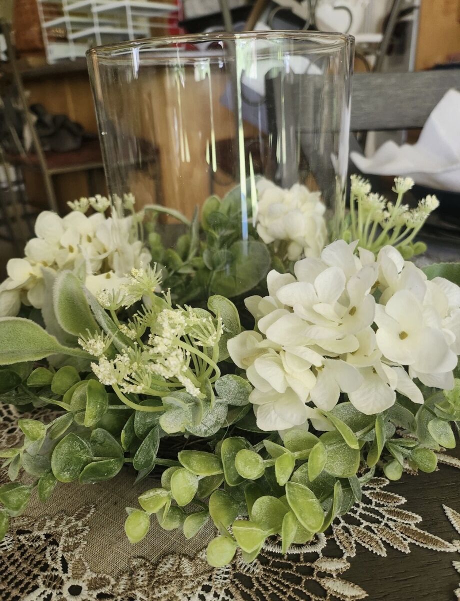 New  Beautiful Summertime Gardenia Centerpiece