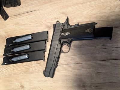 1911 airsoft gas blow back pistol