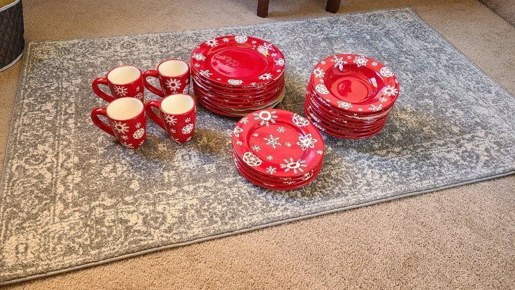 Christmas Dish Set