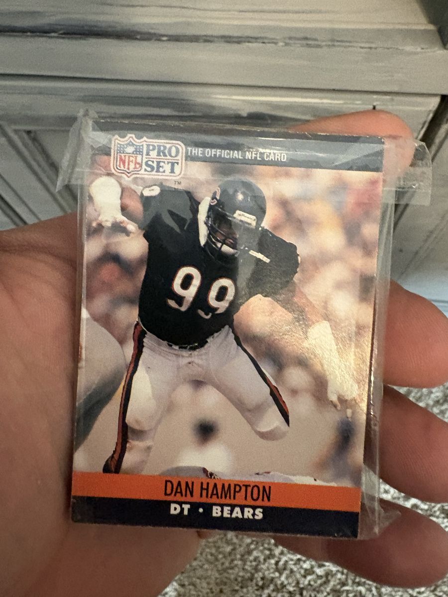 Assorted Sports Cards Lot Featuring NFL Pro Set & Fleer Mystique