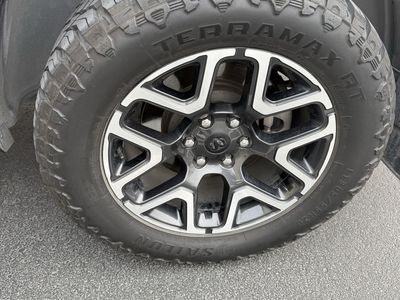 Tires and Wheels LT305/55R20