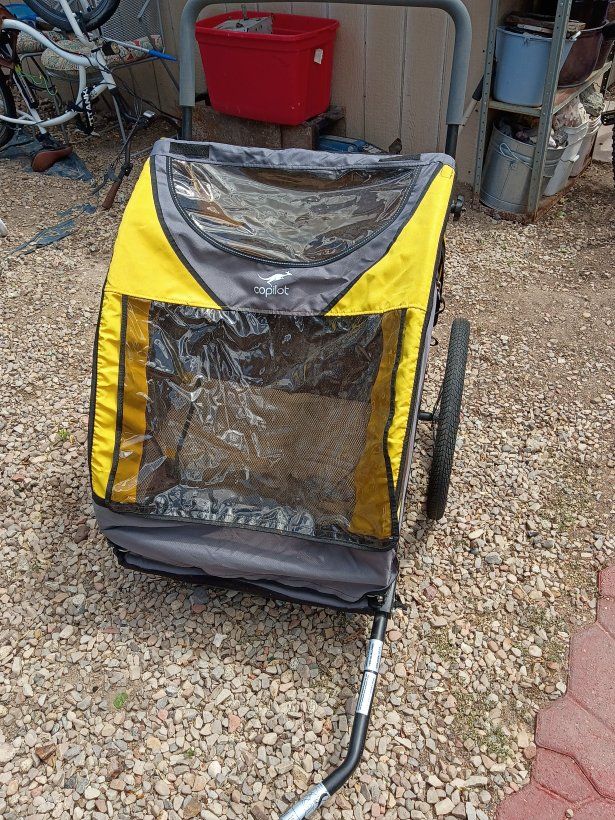 Co-Pilot Yellow & Gray Bicycle Trailer & Stroller Combo - Pet or Child Carrier
