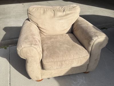 Oversized, Comfy Chair Couch