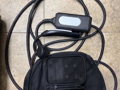 LIKE NEW Level 1 & 2 NACS EV Charger Kit + Adapters & Case (Used < 1 Month)