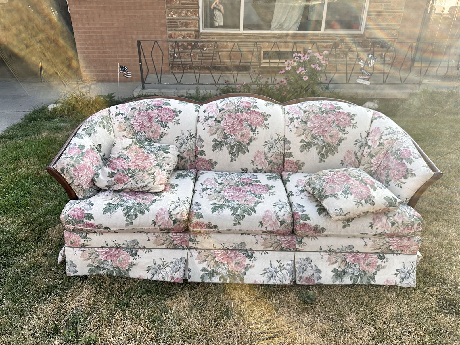 Vintage Floral Sofa Couch - Wooden Trim