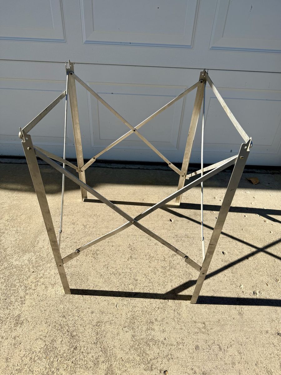 Main image 4