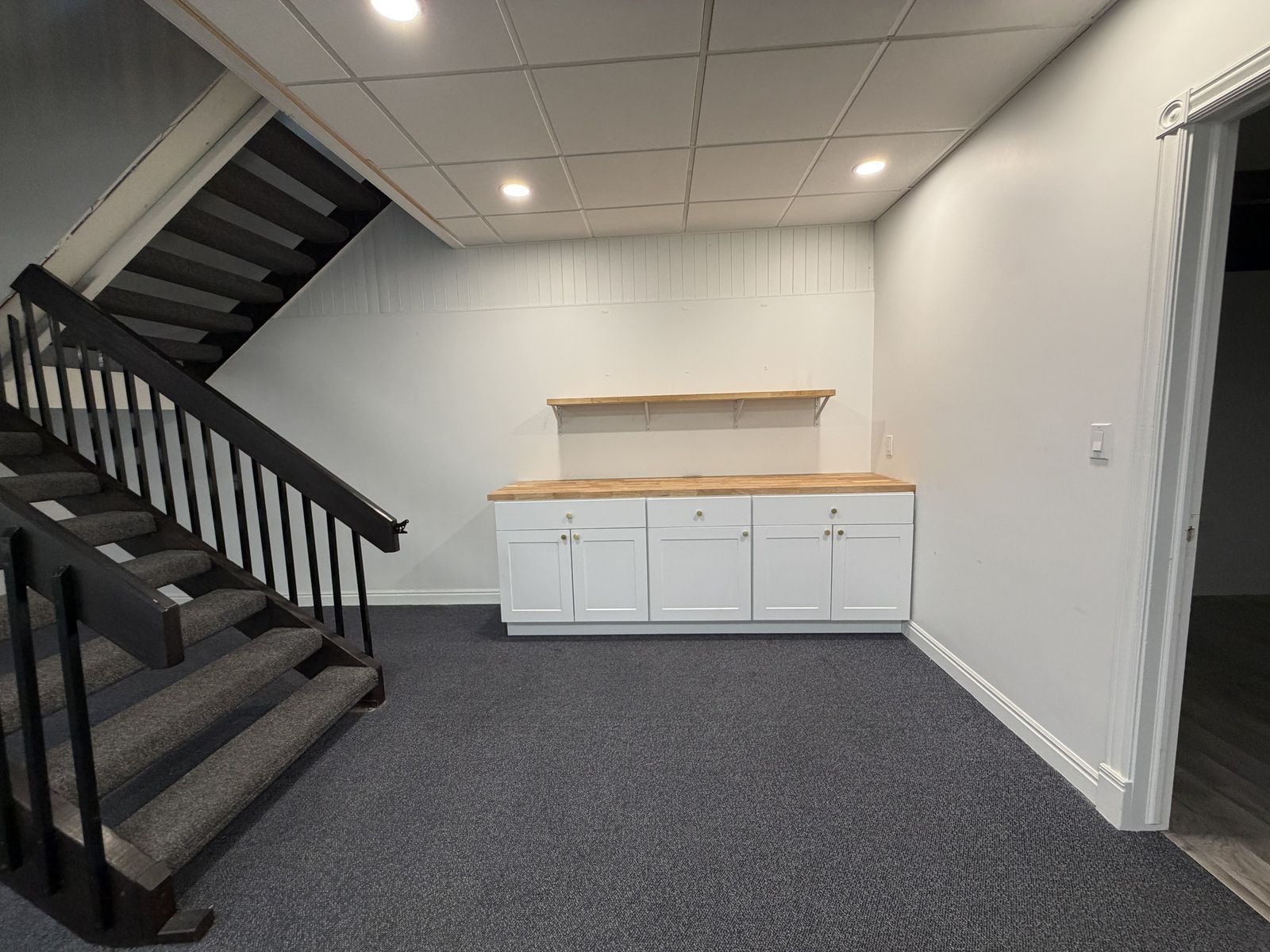 Main image 5