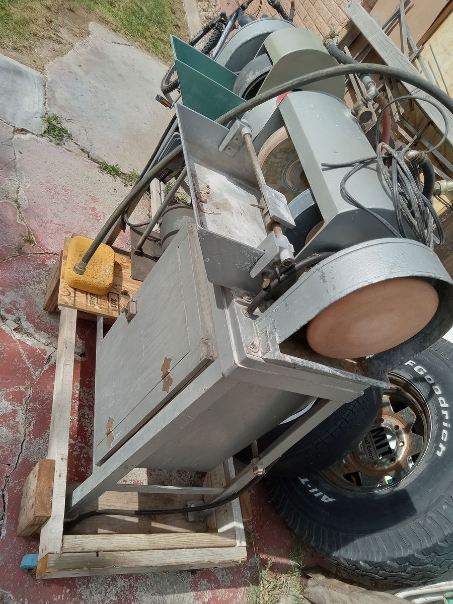 Main image 5
