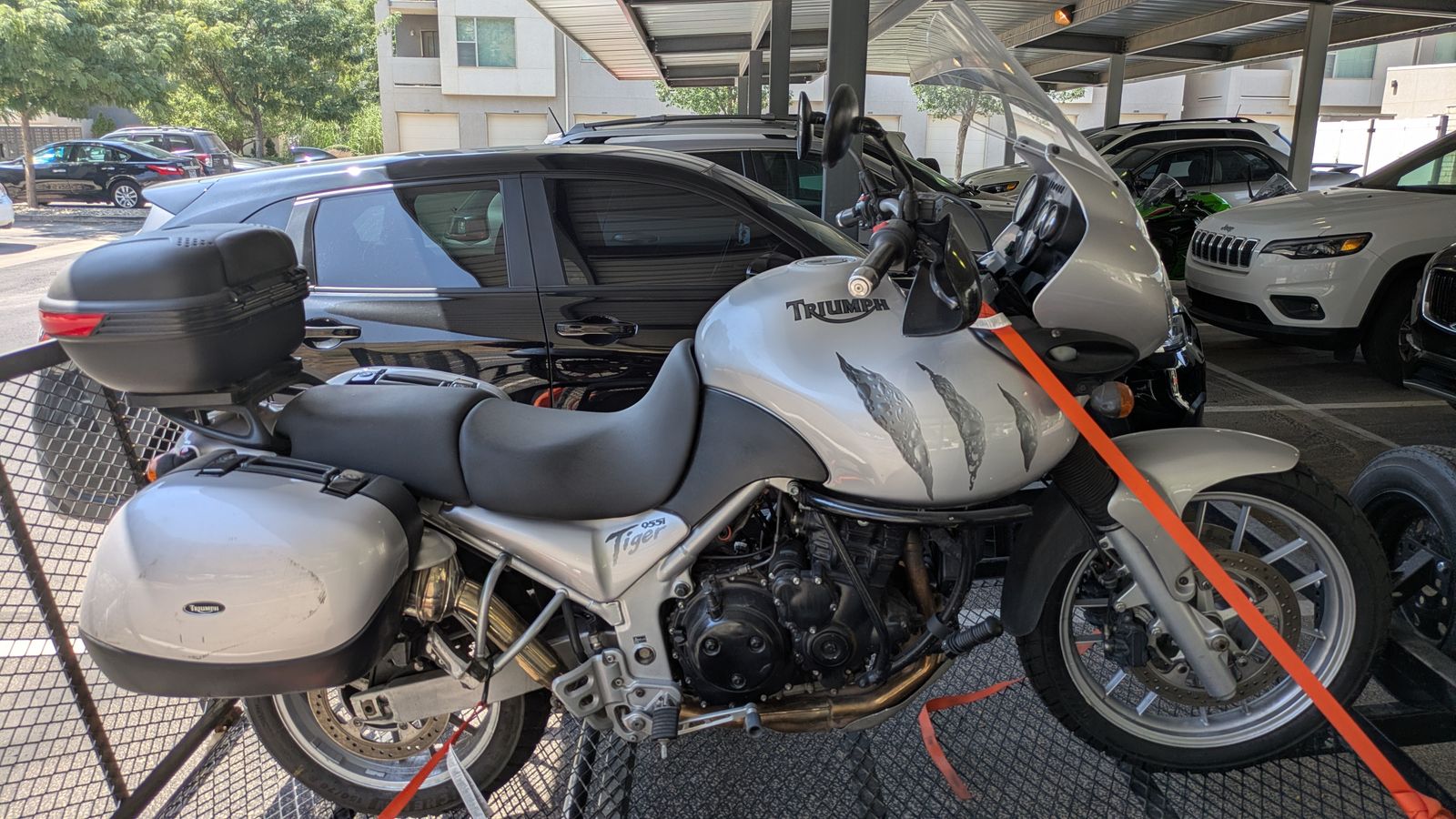 Triumph Tiger 955i Adventure Motorcycle - Silver with Hard Cases plus trailer