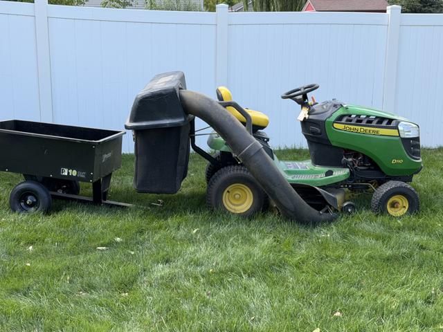GREAT CONDITION WORKING JOHN DEERE RIDING LAWNMOWER PLUS UTILITY TRAILER
