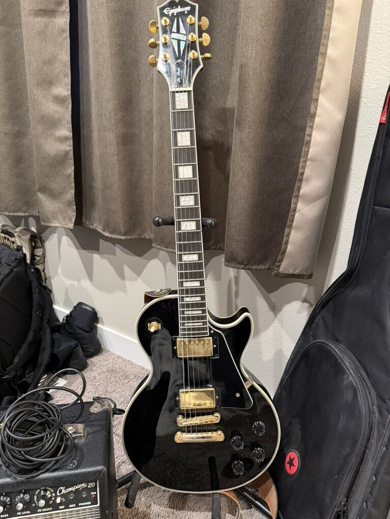 Les Paul Custom/Fender Champion 20 AMP
