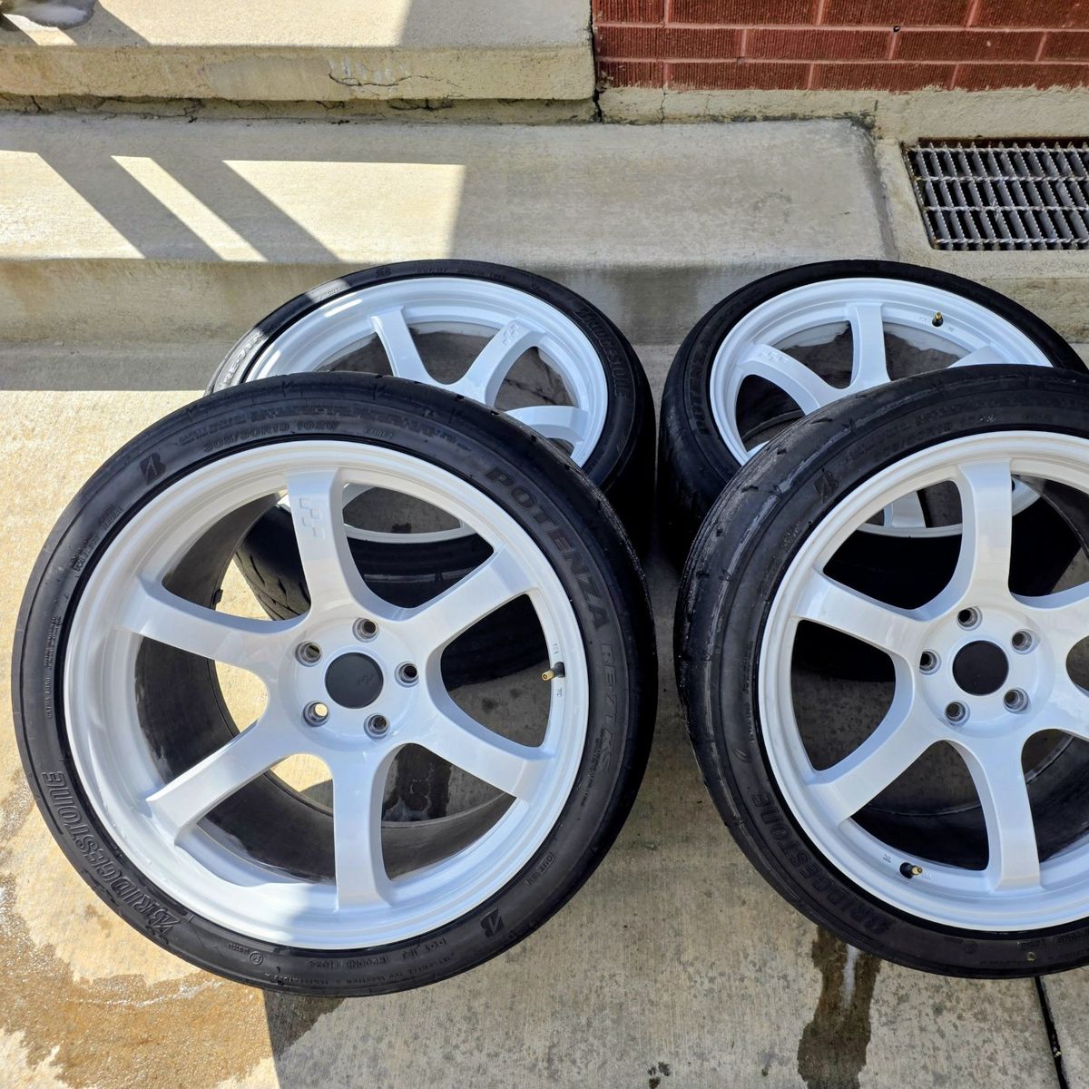 19x11 40 ET with 305/30R19 Bridgestone RE71RS
