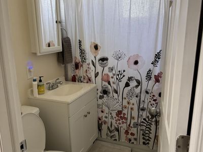 Female Room for Rent