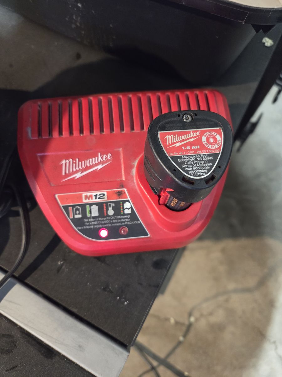 Milwaukee battery with charger