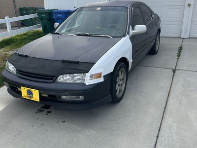 1995 HONDA ACCORD DX