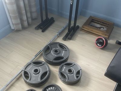 Olympic Barbell, weighs, etc.