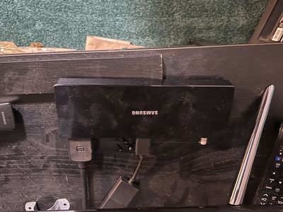 4K 65" Samsung Smart Tv -Please Read Description