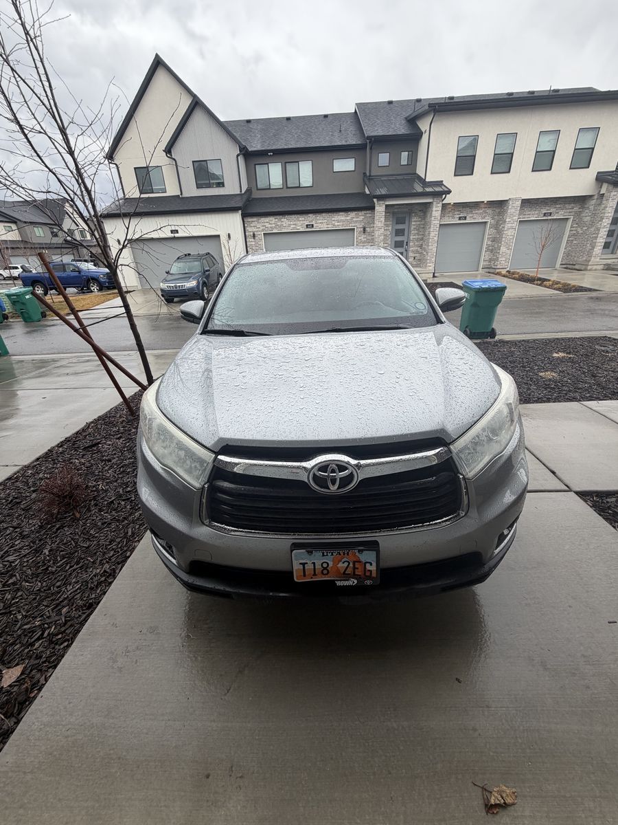2015 Toyota Highlander LE