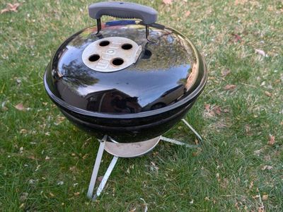 Weber Smokey Joe 14 inch Portable Charcoal grill