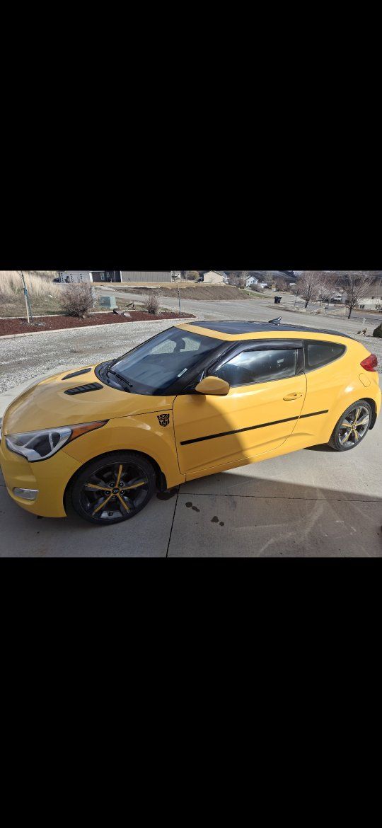 2016 HYUNDAI VELOSTER Base