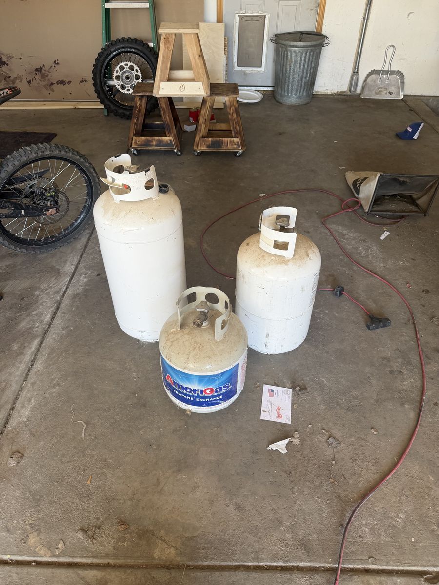 Full propane tanks