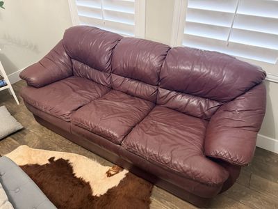 Burgundy Leather Sofa and Armchair Set - Comfortable Seating for Living Room