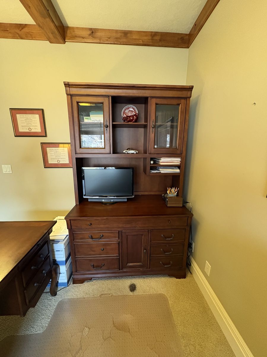 Computer Desk Hutch, dark brown wood $150 cash/venmo in Draper