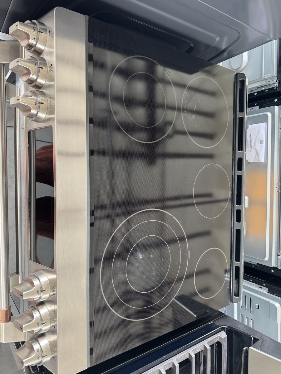 Main image 7
