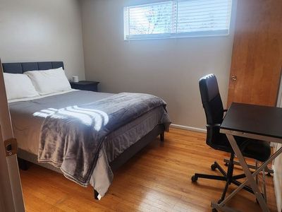 Private Room Available in Murray - Utility Included