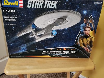 J.J. ENTERPRISE Huge 1:500 Scale Revell Model Kit with Bonus.