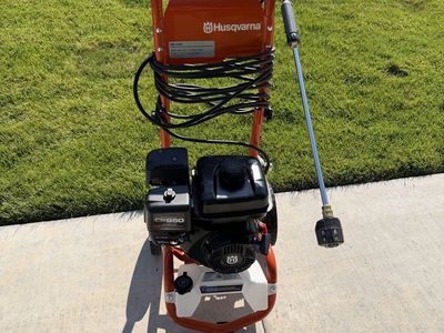 Husqvarna PW 3200 Pressure Washer
