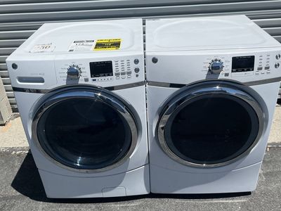 Stackable GE Washer & Electric Dryer Set With Wrinkle Control, Free Delivery.