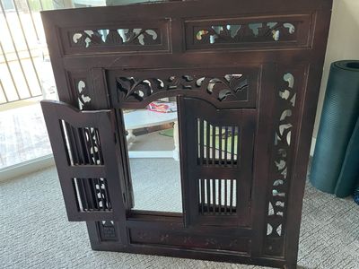 *UNIQUE MIRROR*