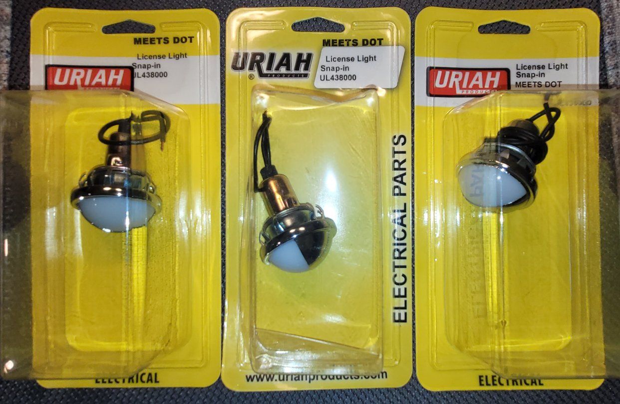 Uriah Products ul 438000 
Snap-in , a compact lamp