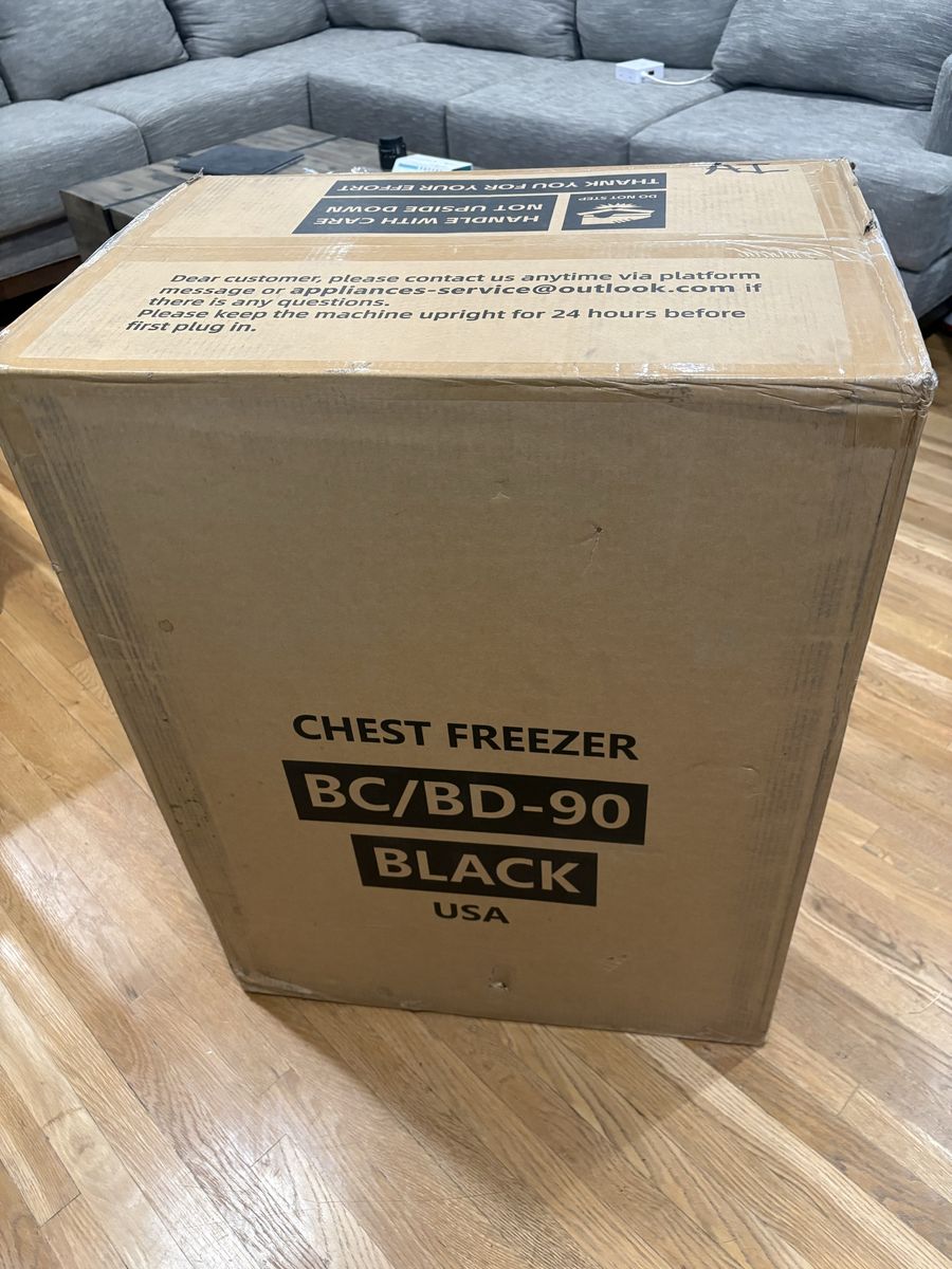 ️ Brand New 3.5 Cu. Ft. Chest Freezer – Still in Box! ️