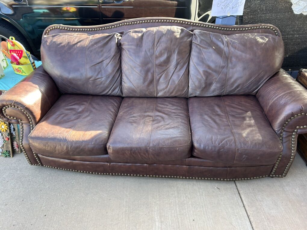 Burgundy Leather Couch/Loveseat/Ottoman